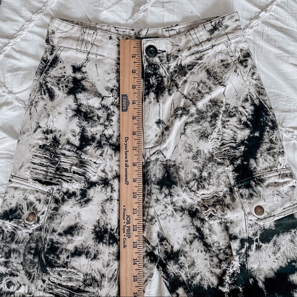 ✨NWT✨Carmar Baggy Grinded Cargo Pant Bleach Dye black and white - discontinued - Picture 14 of 17